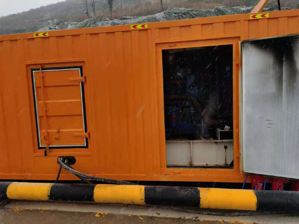 开远发电机出租 柴油发电机组电压低报警怎么办?