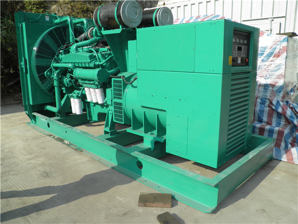 开远发电车出租-柴油发电机散热器怎样散热