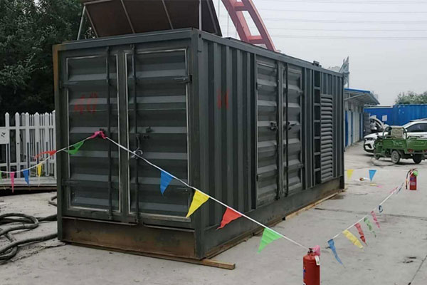 开远发电机租赁空气滤清器多久更换一次?