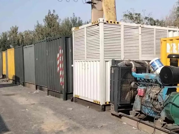 开远200KW柴油发电机机组每小时油耗是多少？