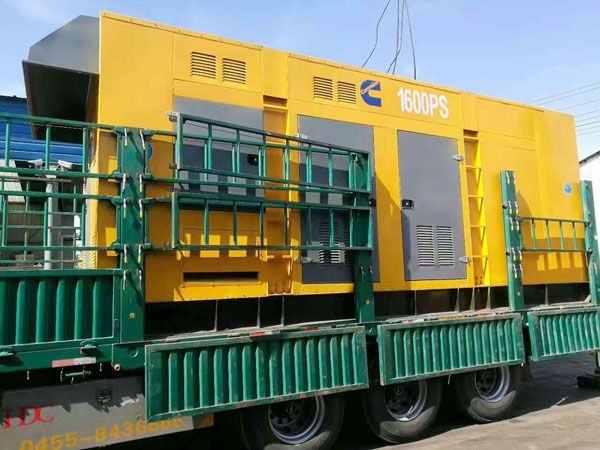 开远测量水冷式机油散热器密封件尺寸时的注意事项有哪些？