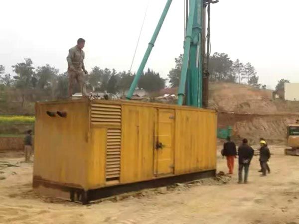 开远如何判断水冷式机油散热器密封件是否需要更换？